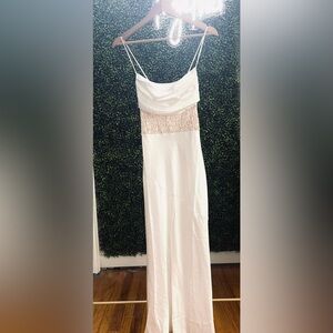 Hello Molly, never worn, original tags, white tie back dress